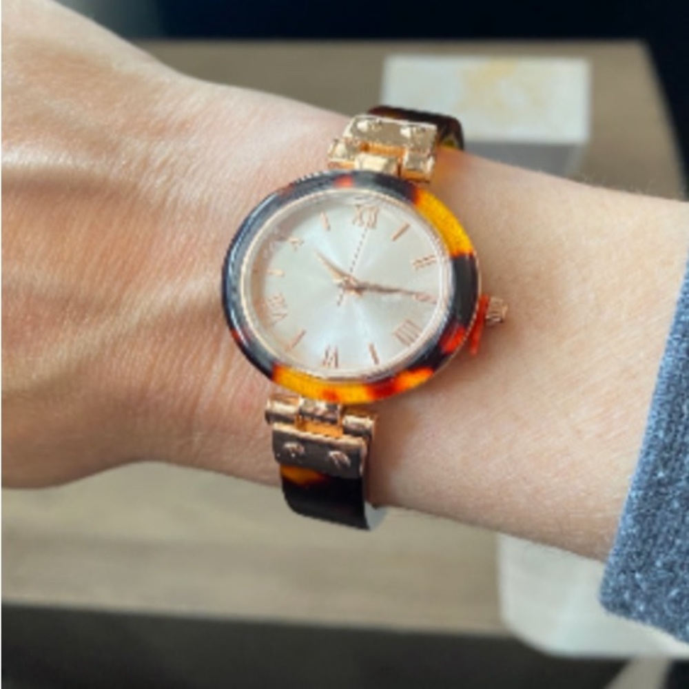 Charter Club Watch